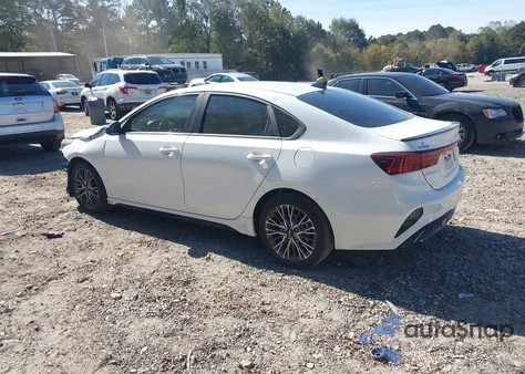 2024 Kia Forte Gt-Line z USA, uszkodzony, nr VIN 3KPF54AD1RE805613